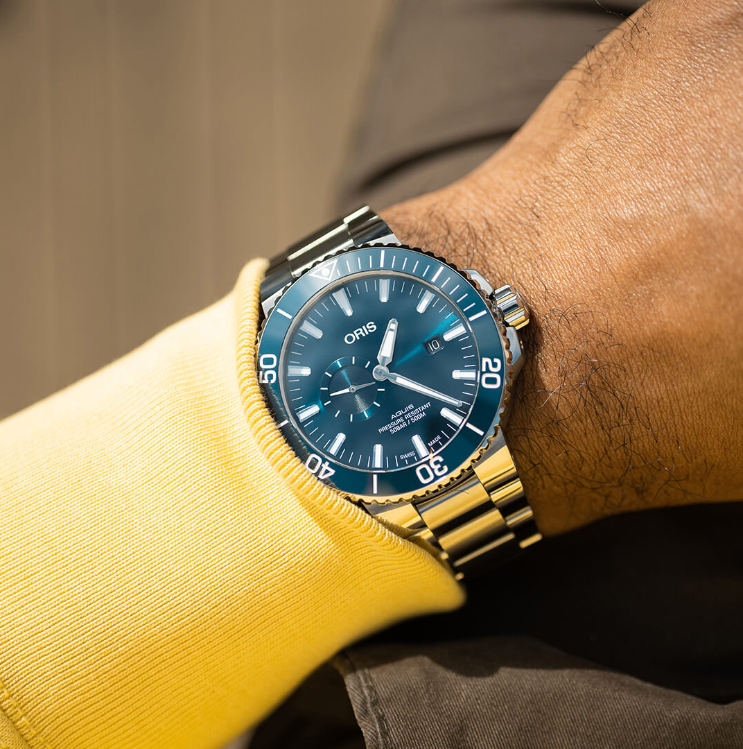 Oris Aquis Small Second, Date Watch with Blue Dial, 45.5mm