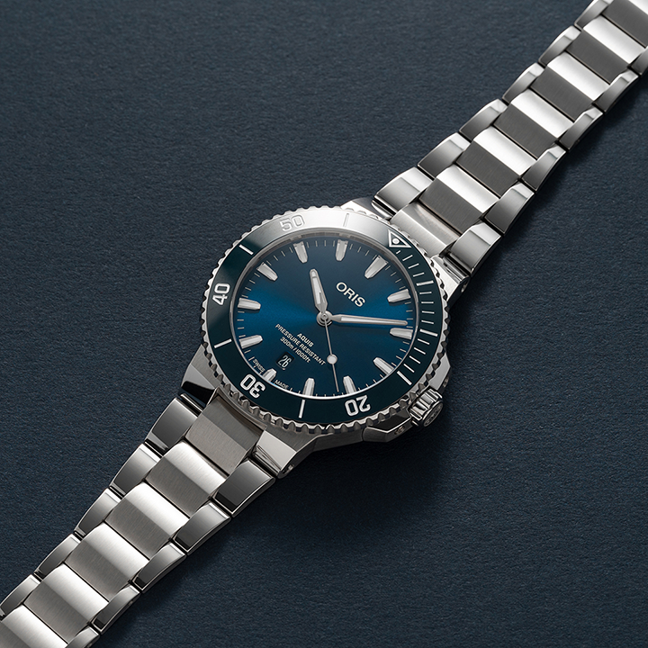 Oris Aquis Date Watch with Stainless Steel Bracelet, 43.50mm