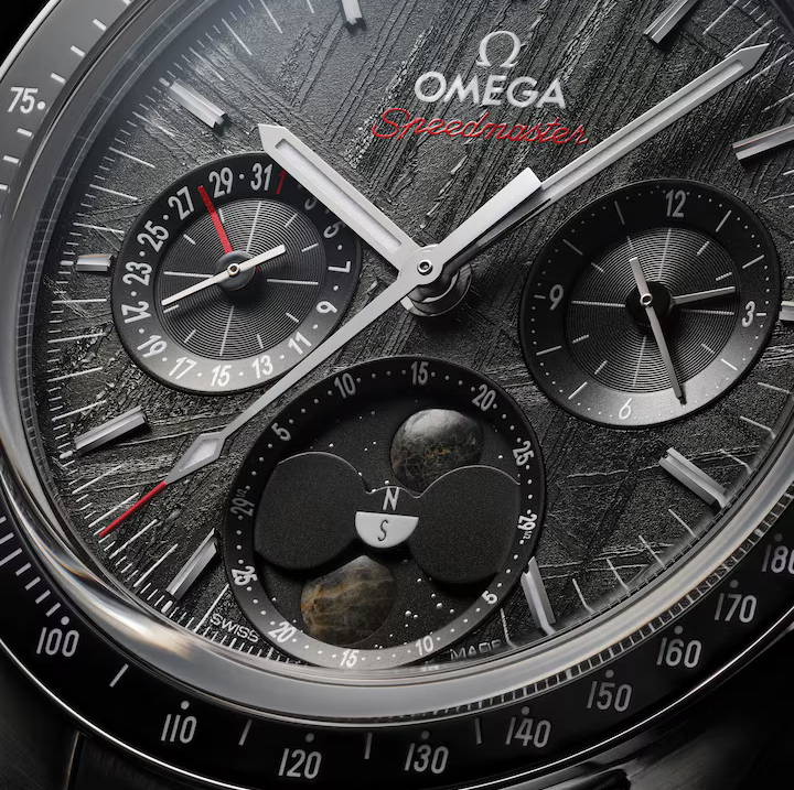 OMEGA Speedmaster Moonphase, 43mm with Stainless Steel Bracelet