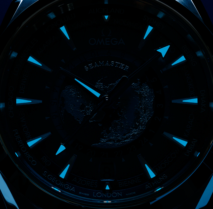 OMEGA Seamaster Aqua Terra 150m, 43mm with Blue Rubber Strap