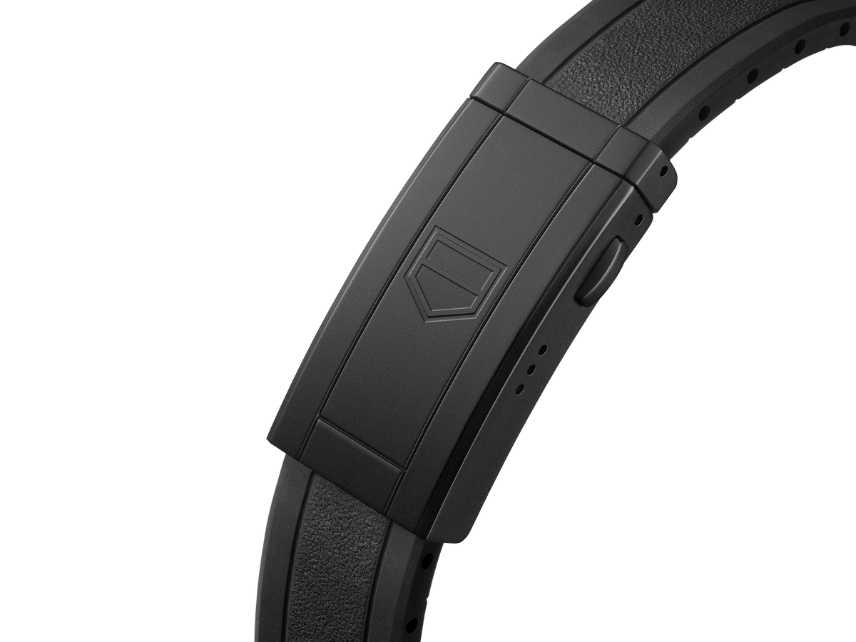TAG Heuer Aquaracer Professional 200 Solargraph with Black Dial
